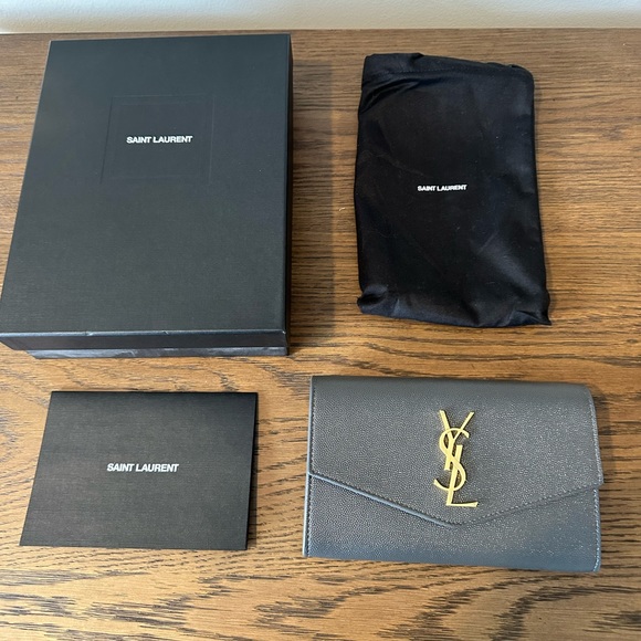 Saint Laurent Uptown Wallet on Chain in Storm - Picture 1 of 5